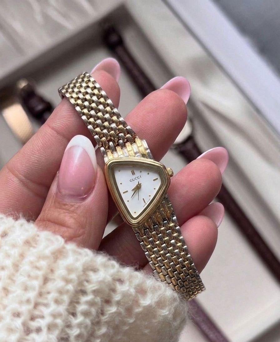 GUCCI 🦋 - الصورة 2
